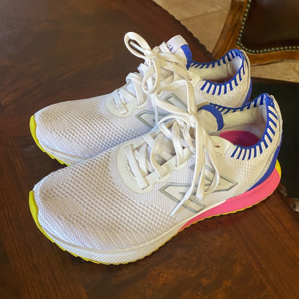 New Balance almost like new Size 7  White, blue pink